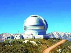 El observatorio de Cerro Pachón cuenta con lentes y tecnología de última generación.